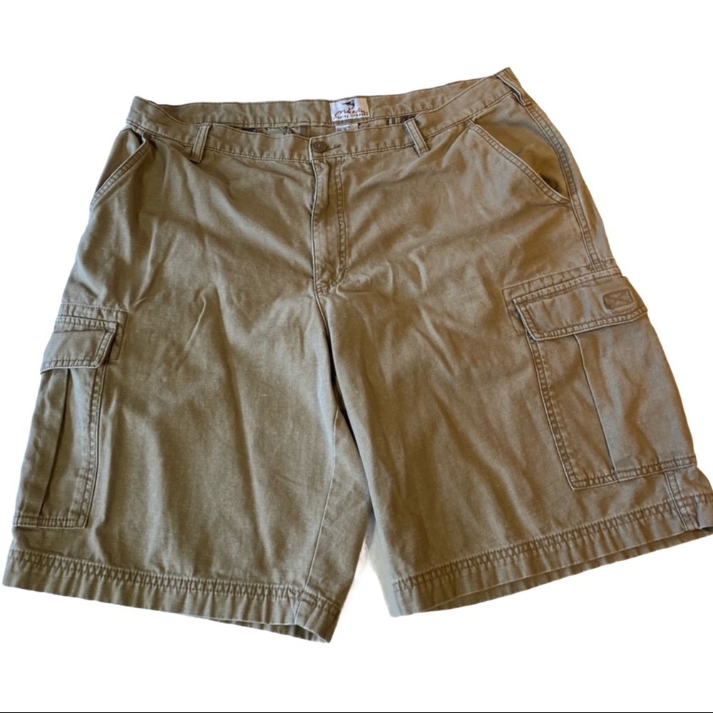 Marlin Trading Company Men Khaki Cargo Pocketed Shorts Size 38 High-Rise EUC